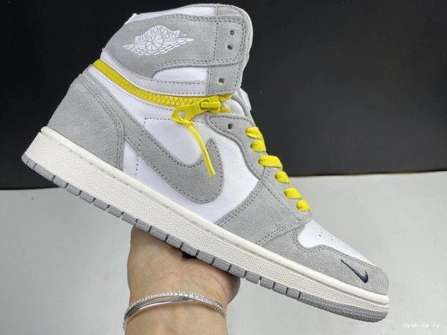 1 Light Smoke Switch High Jordan CW6576-100 - Air 0217